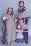 CC03-H-16: 12th Century English Family