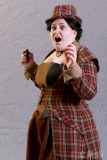 CC32-H-20c: Female Version of Sherlock Holmes